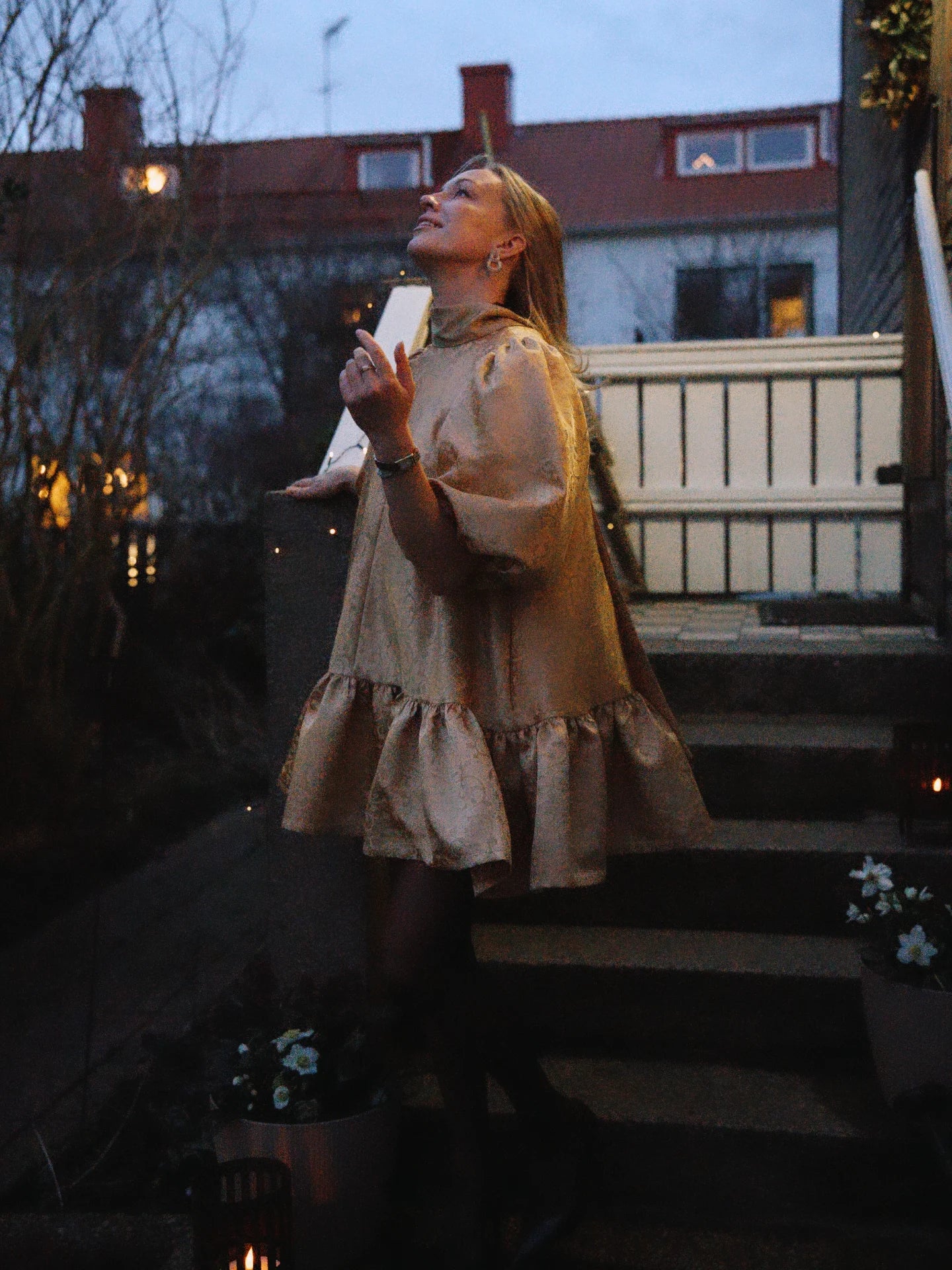 Golden Elsa mini dress