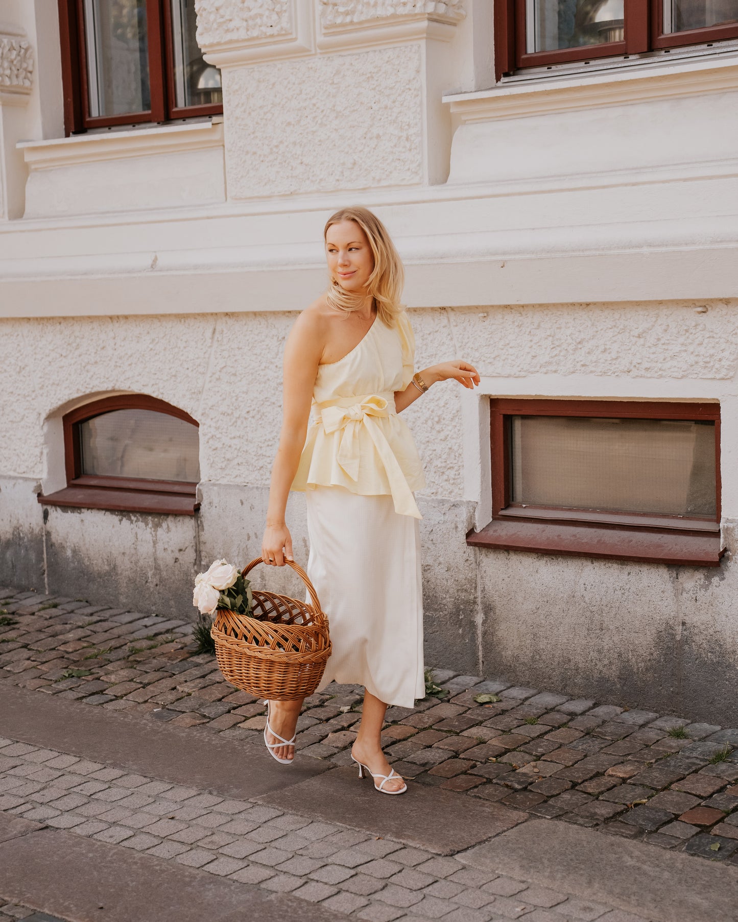 Elsa one shoulder top