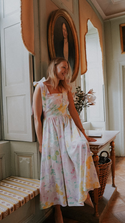 Astrid midi-dress