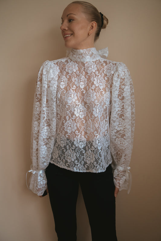 Ingrid lace blouse